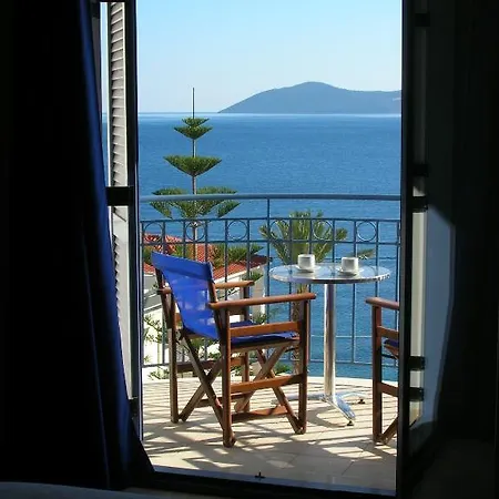 Olive Bay 2*